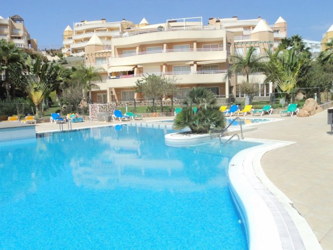 Penthouse for sale in Oasis La Caleta, La Caleta, Tenerife property